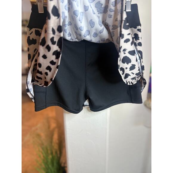 Nicole Miller Women's Animal Print Tennis / Athletic Skort Size Large 8-12 - Picture 4 of 5